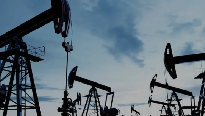 Orta Doğu gerilimi petrol fiyatlarını yukarı taşıdı
