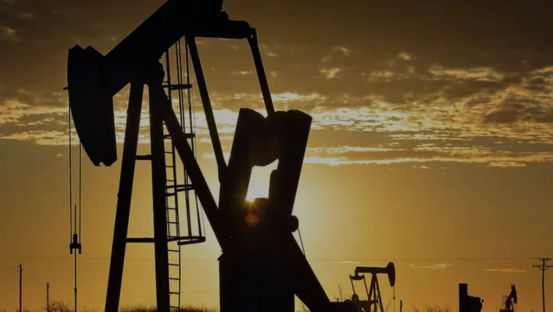 Petrol Fiyatları İran Gerilimiyle Yükselişini Sürdürüyor