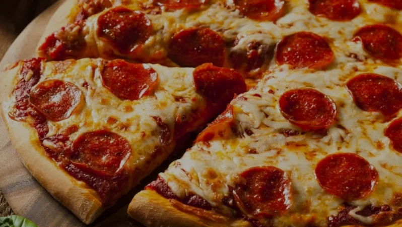 Pizza Hut operasyonları 2 7 milyar dolara devredildi